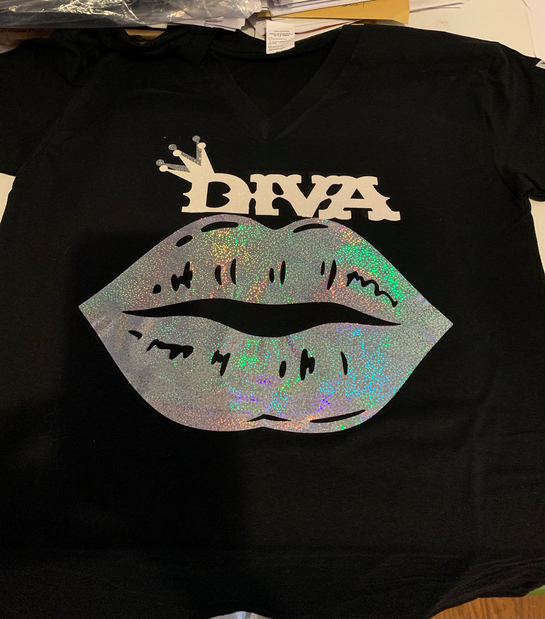 Diva V-neck shirt