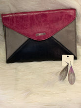 Load image into Gallery viewer, Kenneth Cole  Pink and Black Clutch